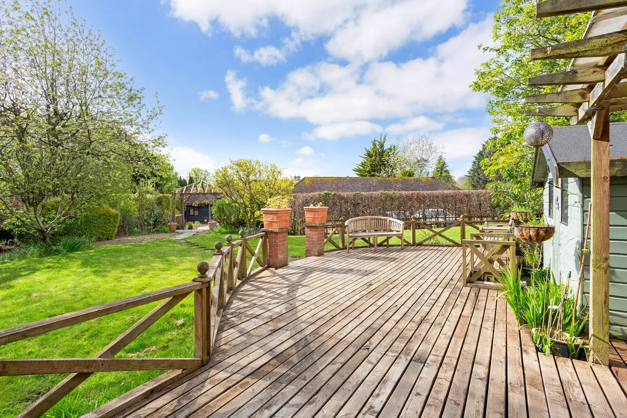 Pound Farm Barns, Chawton, GU34, photo 3