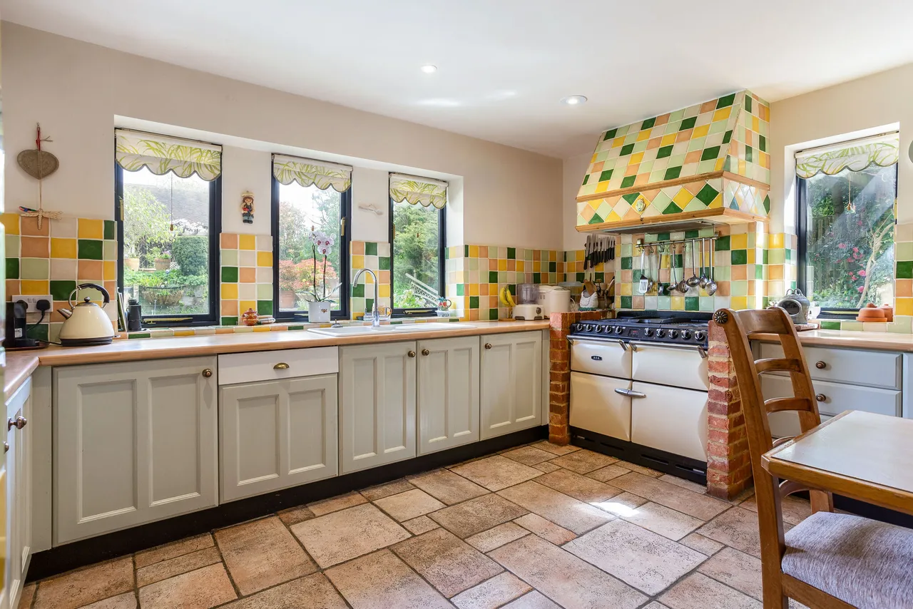 Pound Farm Barns, Chawton, GU34, photo 6