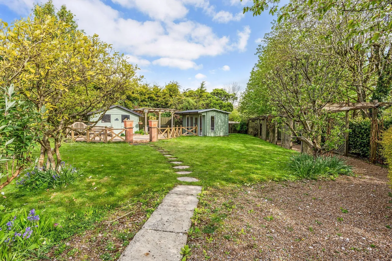 Pound Farm Barns, Chawton, GU34, photo 7