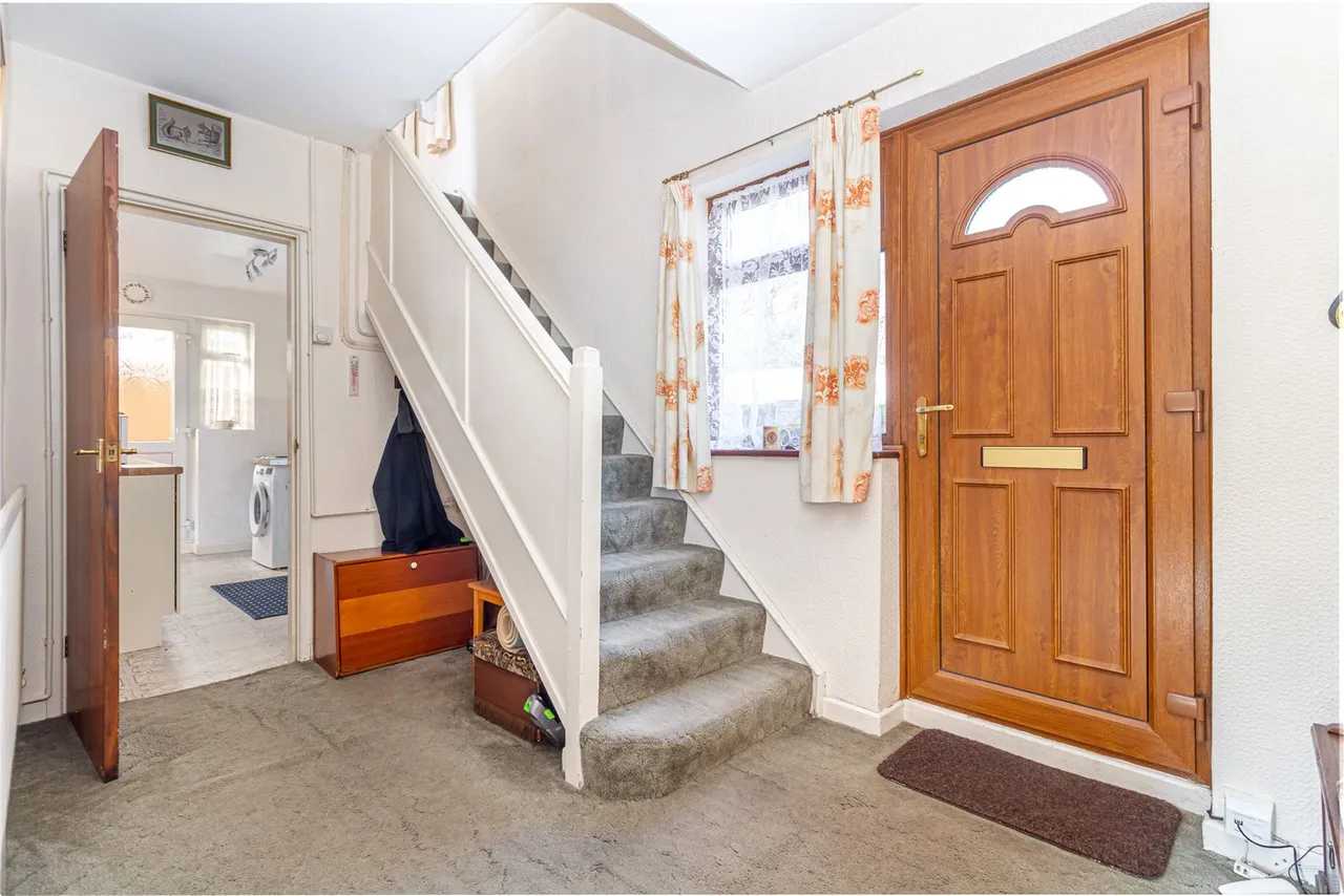 Foxlydiate Crescent, Redditch, Worcestershire, B97 6NP, photo 5