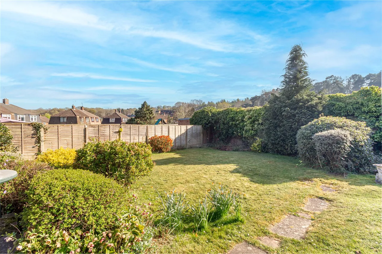 Foxlydiate Crescent, Redditch, Worcestershire, B97 6NP, photo 19
