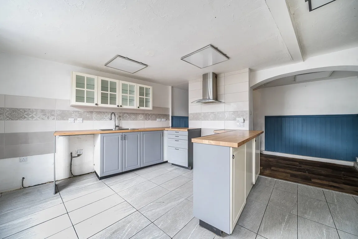 Westgate Street, Launceston, Cornwall, PL15 7AD, photo 2