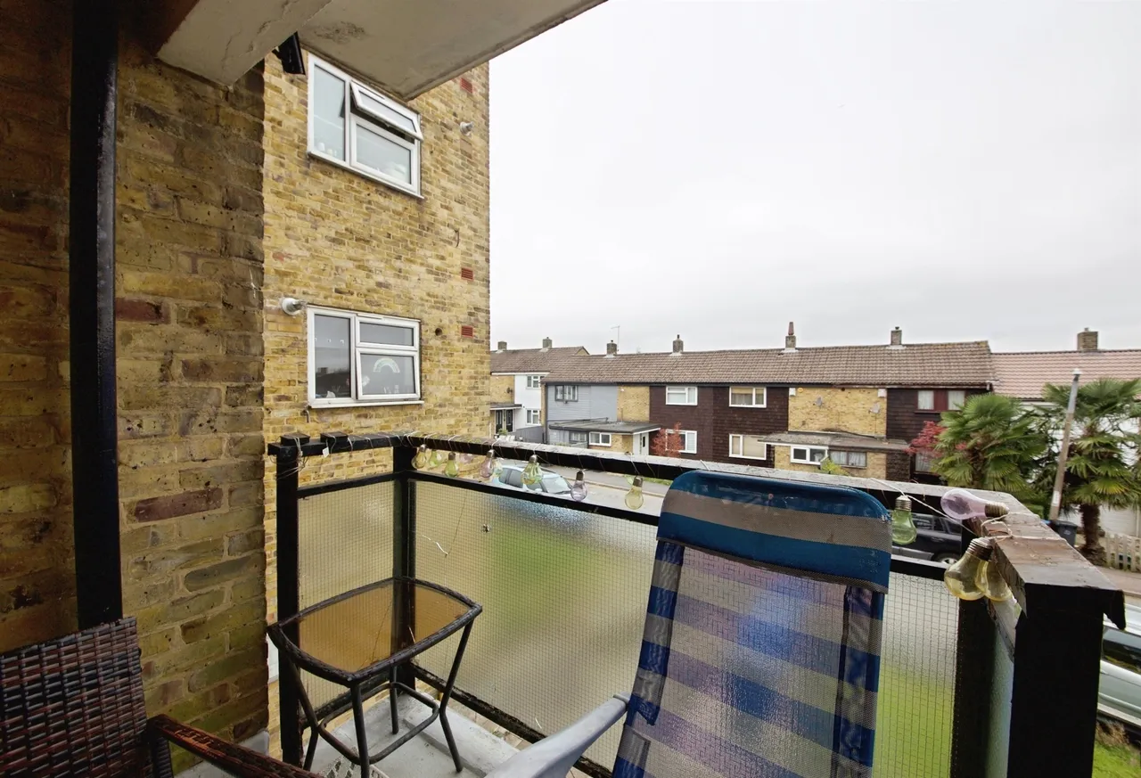 Little Pynchons, Harlow, photo 4