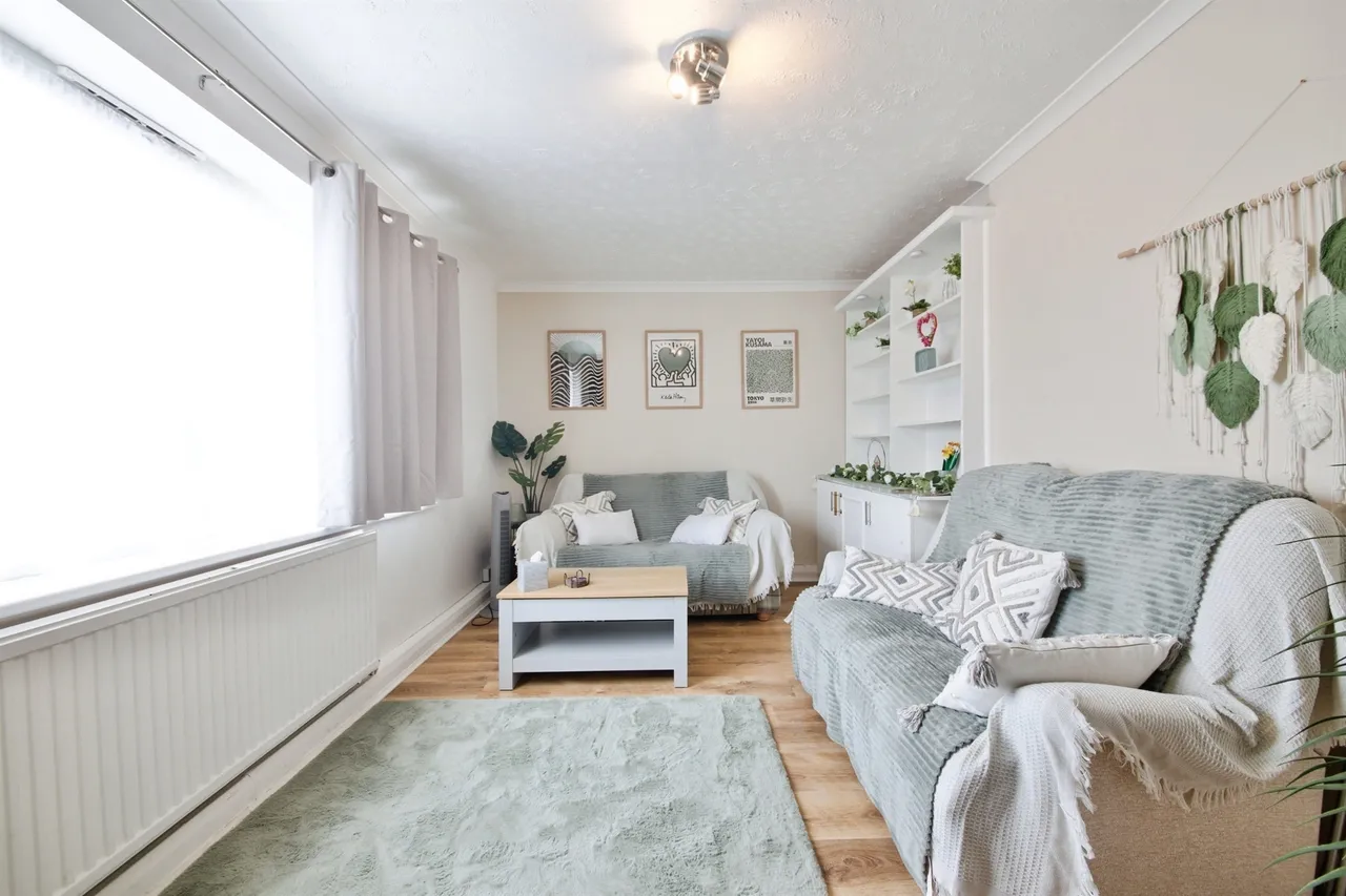 Little Pynchons, Harlow, photo 3