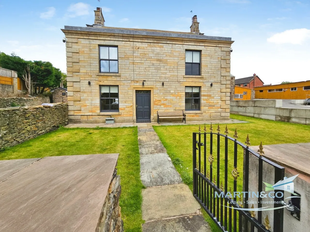 5 bed house to rent — Caldershaw Lane, Caldershaw, Norden