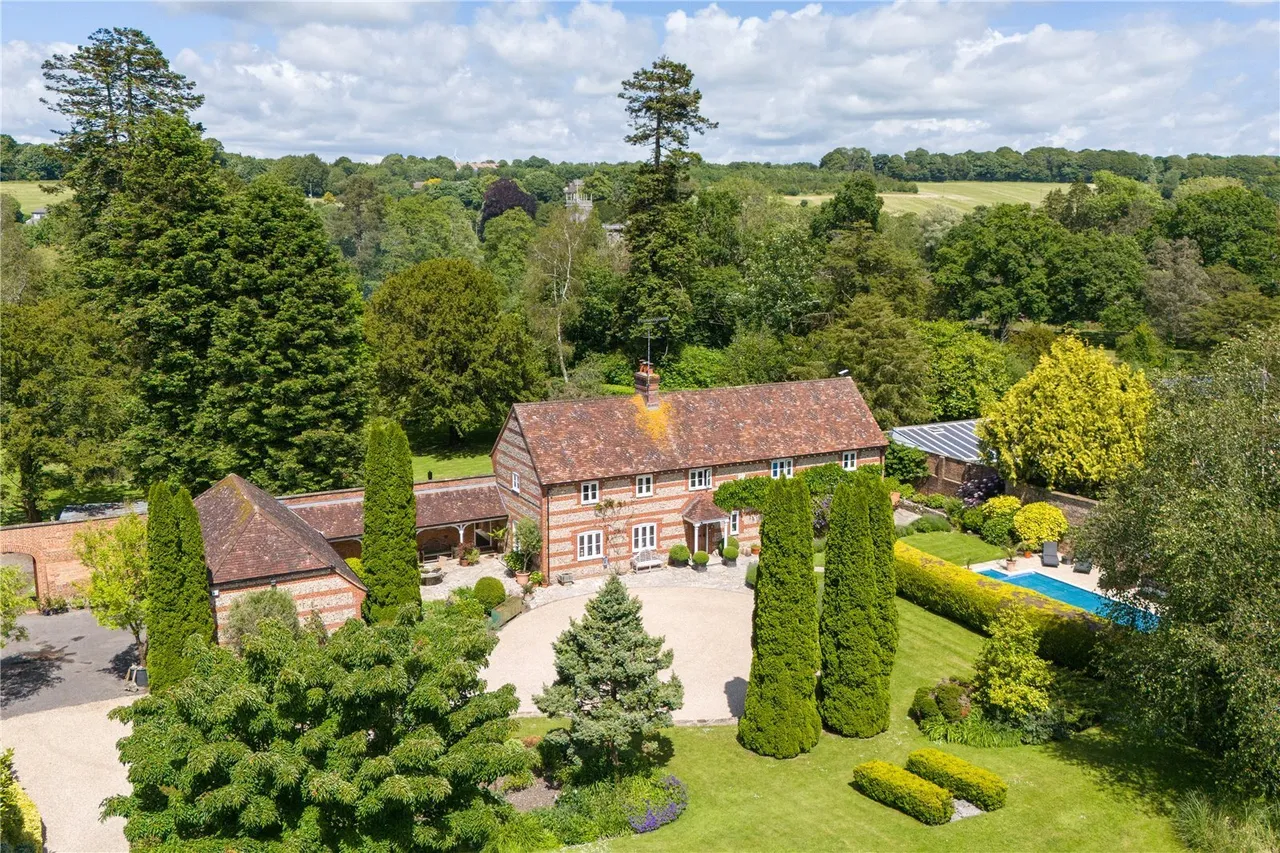 4 bed property for sale, Frampton, Dorchester, DT2