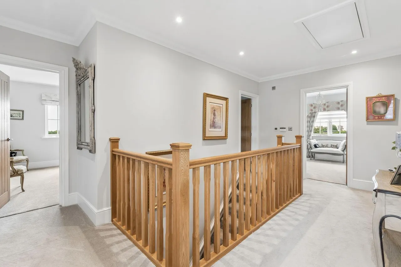 Hastoe Hill, Hastoe, HP23, photo 13