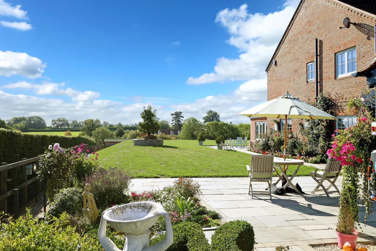 Hastoe Hill, Hastoe, HP23, photo 22