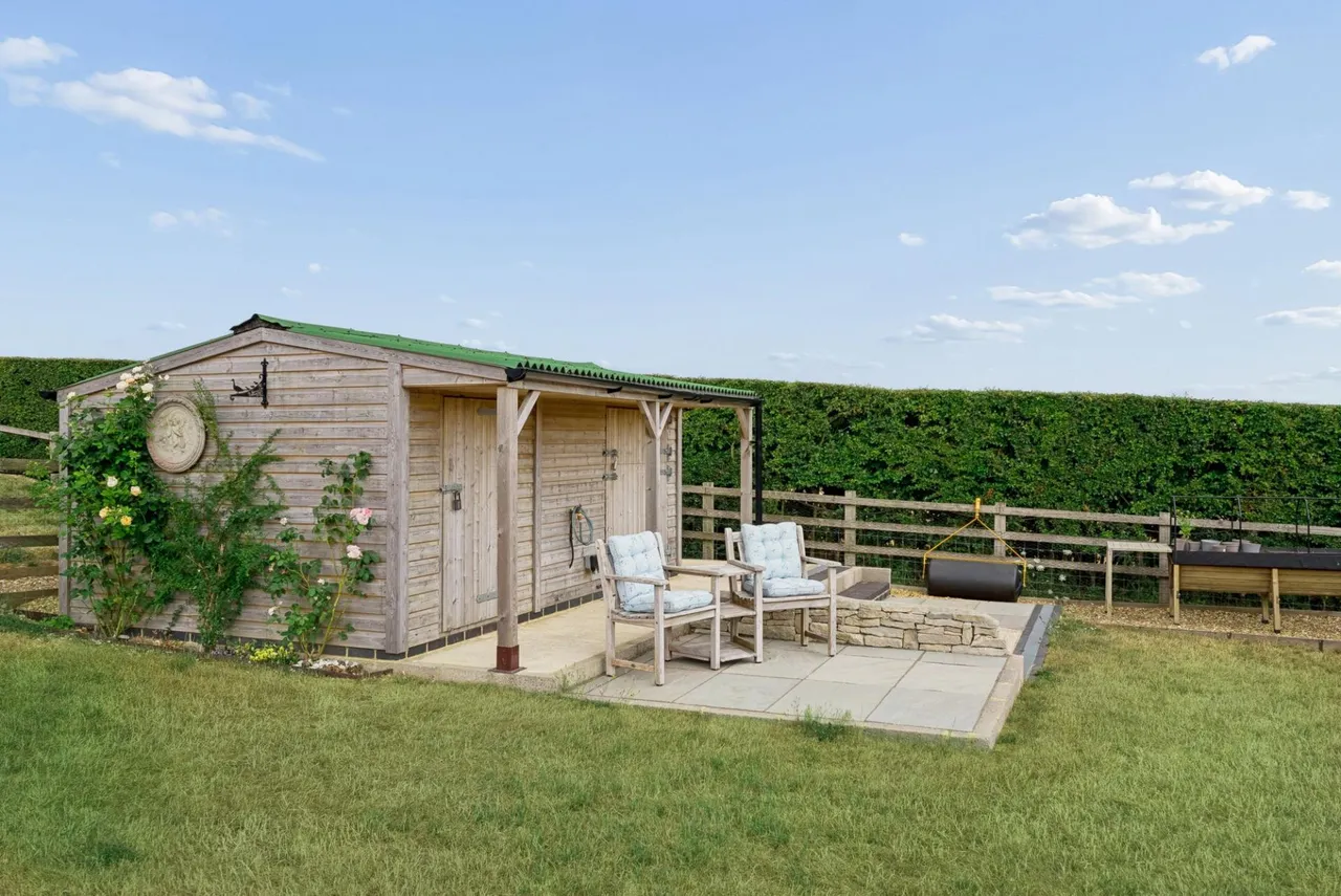 Hastoe Hill, Hastoe, HP23, photo 24