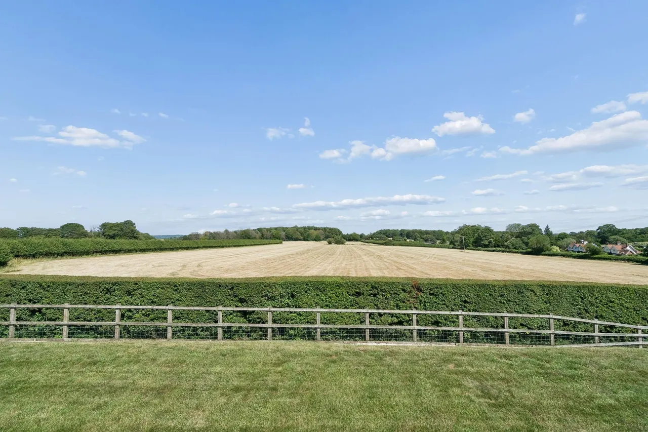 Hastoe Hill, Hastoe, HP23, photo 34