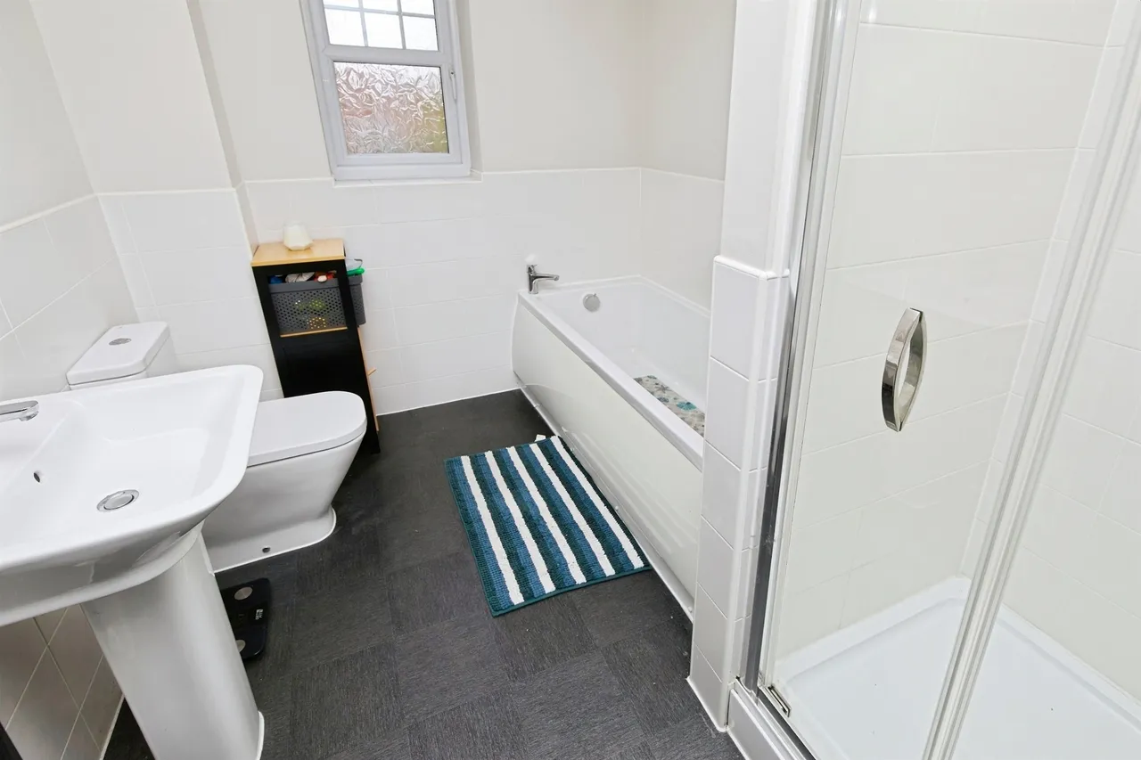 Nightingale Grove, South Normanton, DE55, photo 14
