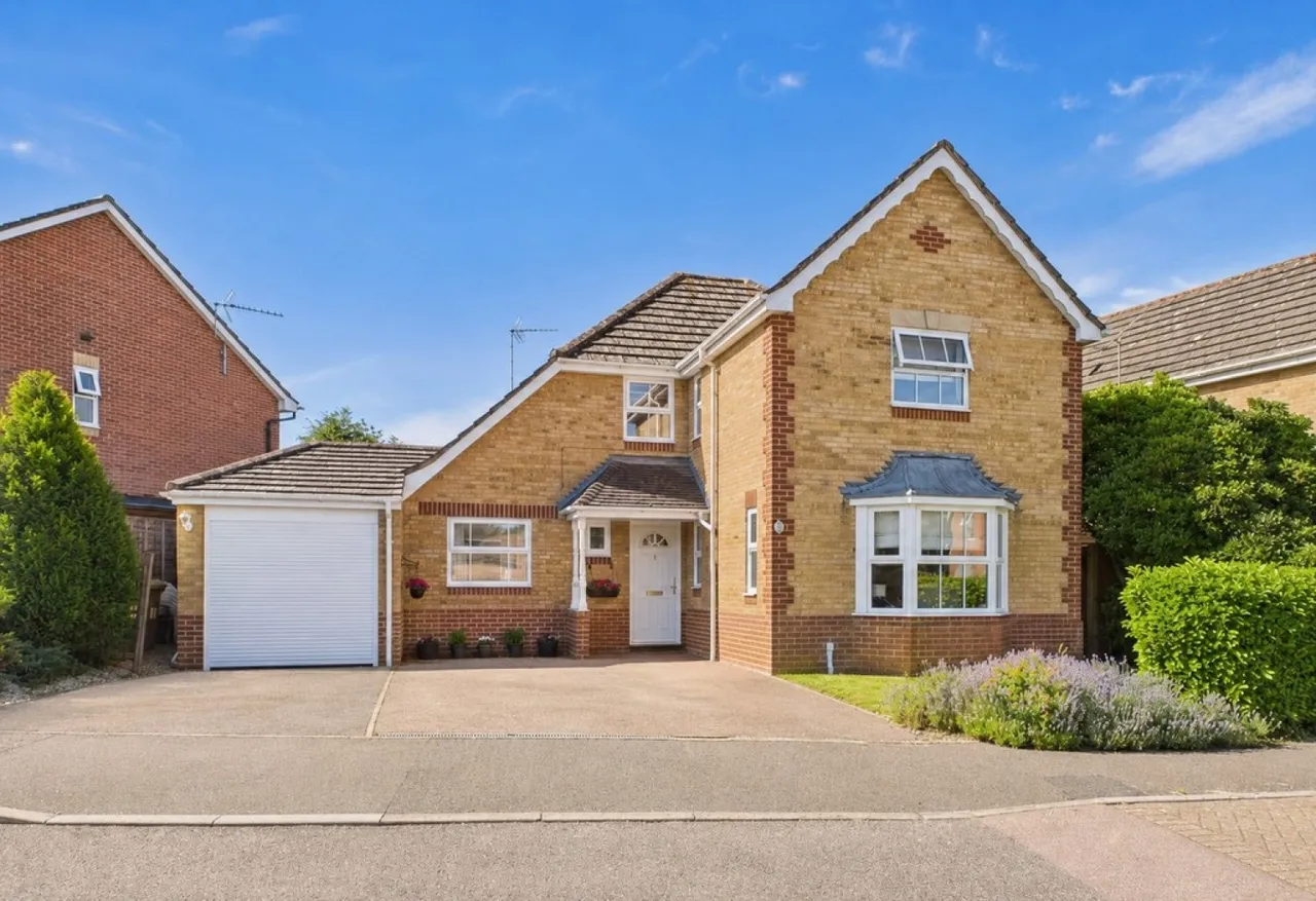4 bed house for sale — Earles Meadow, Horsham
