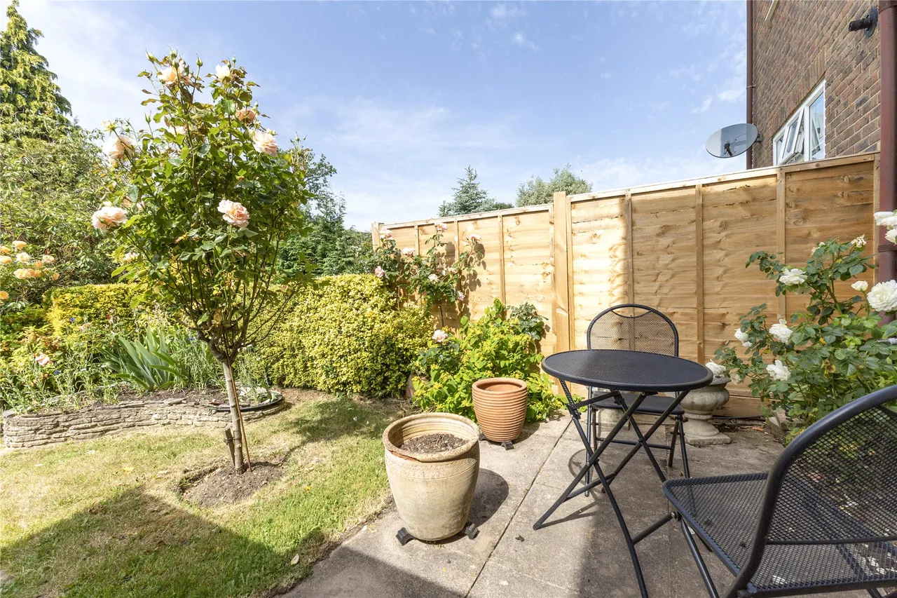Crossways Road, Grayshott, GU26, photo 8