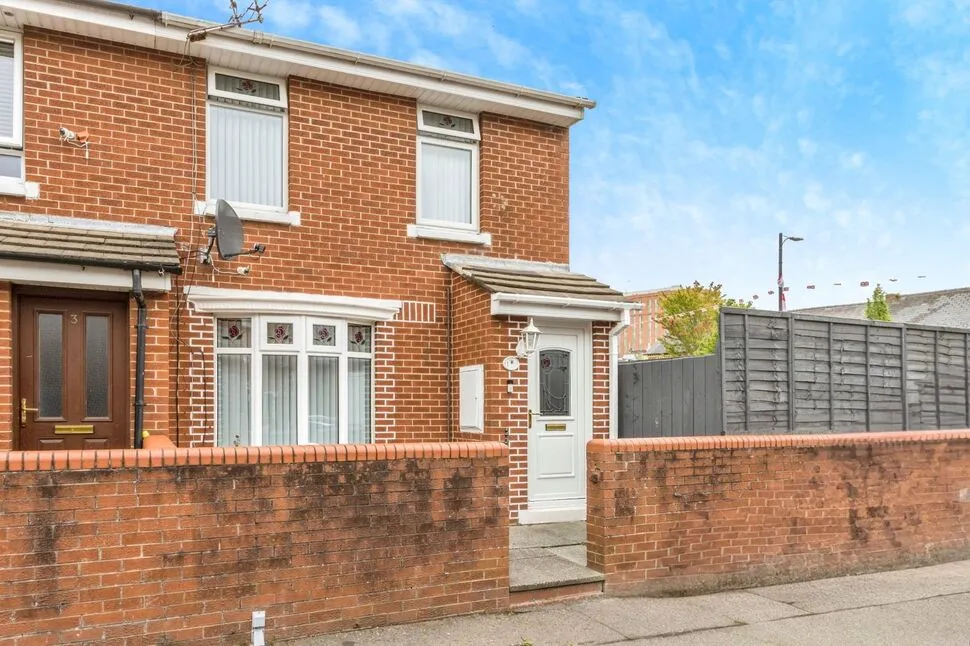 2 bed house for sale — Rowland Way, Belfast, BT12