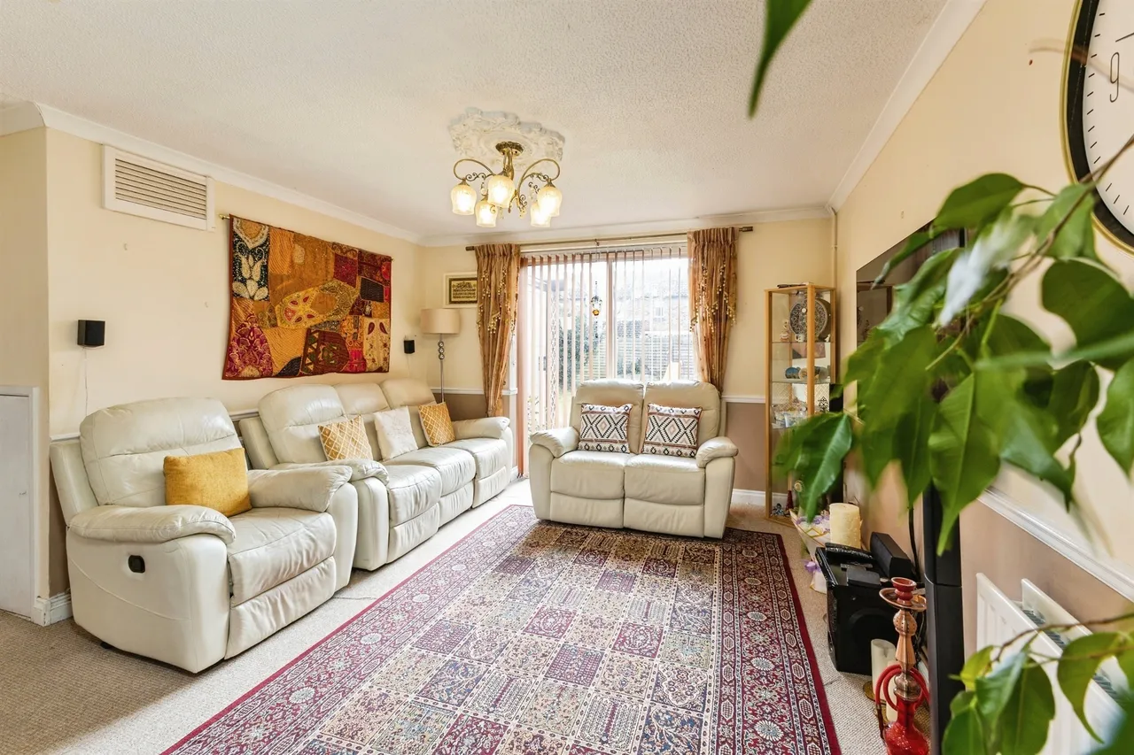 Chilcombe Way, Lower Earley, Reading, photo 5