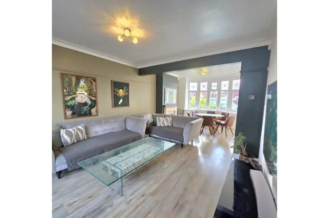 Milwain Drive, Heaton Chapel, Stockport, photo 5