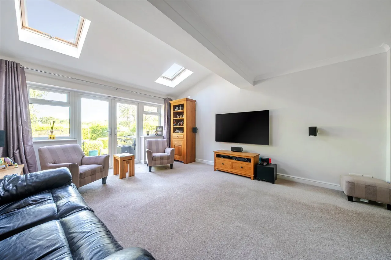 Lovibonds Avenue, Orpington, BR6, photo 3