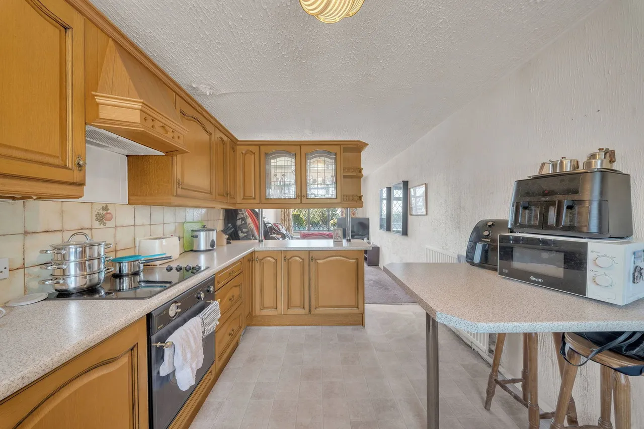 Chorley Road, Heath Charnock, Lancashire, PR6, photo 8