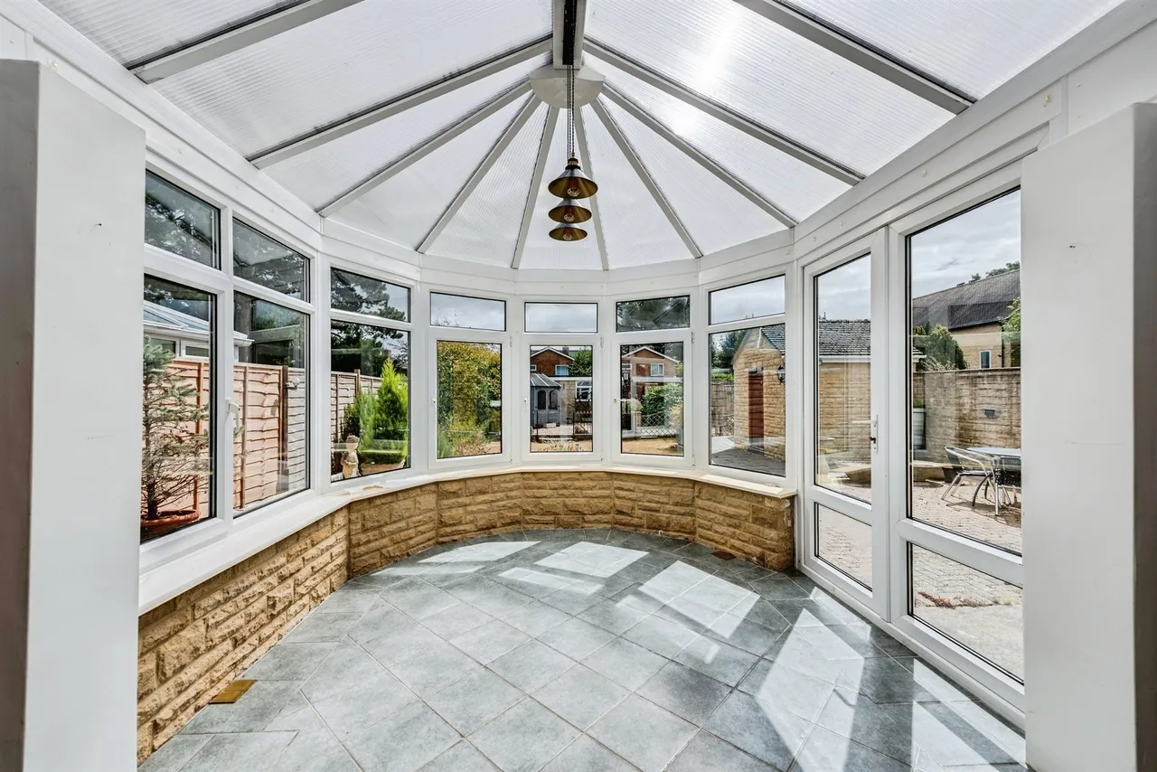 Arkell Avenue, Carterton, OX18, photo 4