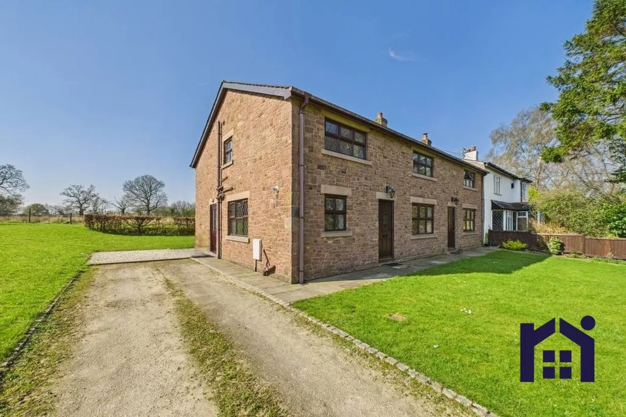 Brook Lane, Charnock Richard, Chorley, PR7 5LJ, photo 19