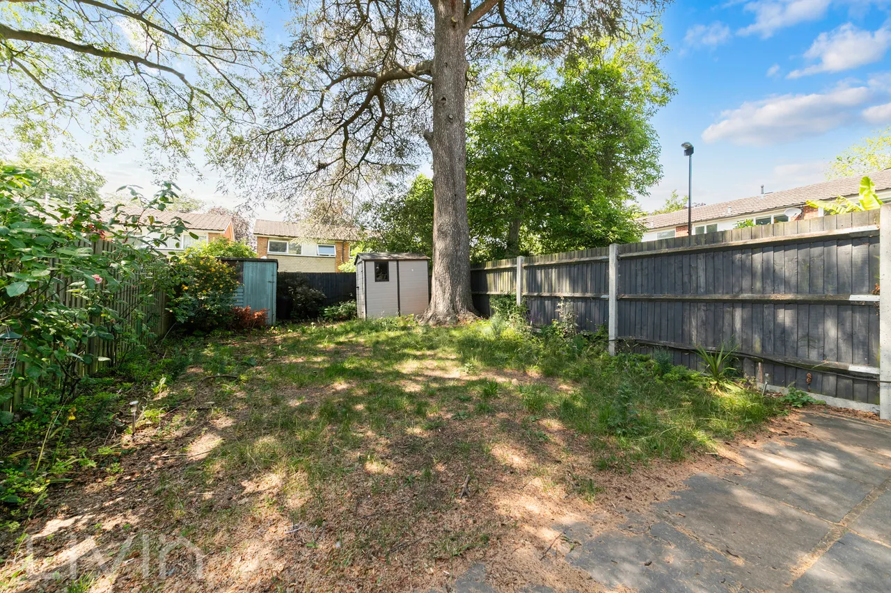 Nicola Close, South Croydon, CR2, photo 9