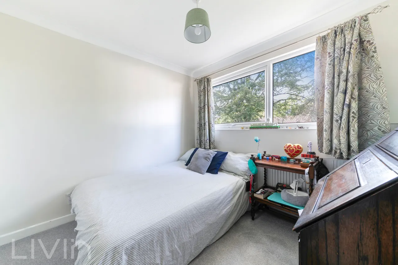 Nicola Close, South Croydon, CR2, photo 13