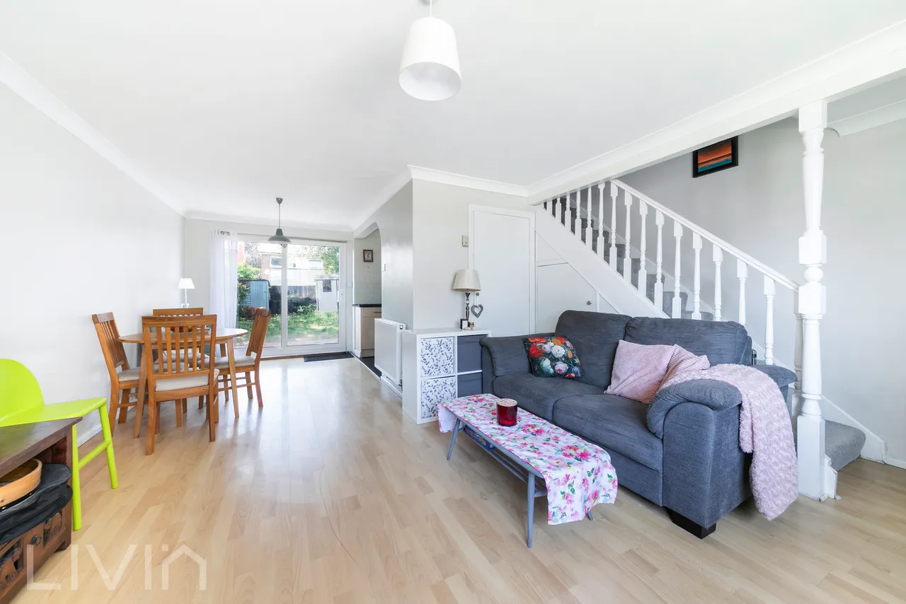 Nicola Close, South Croydon, CR2, photo 5