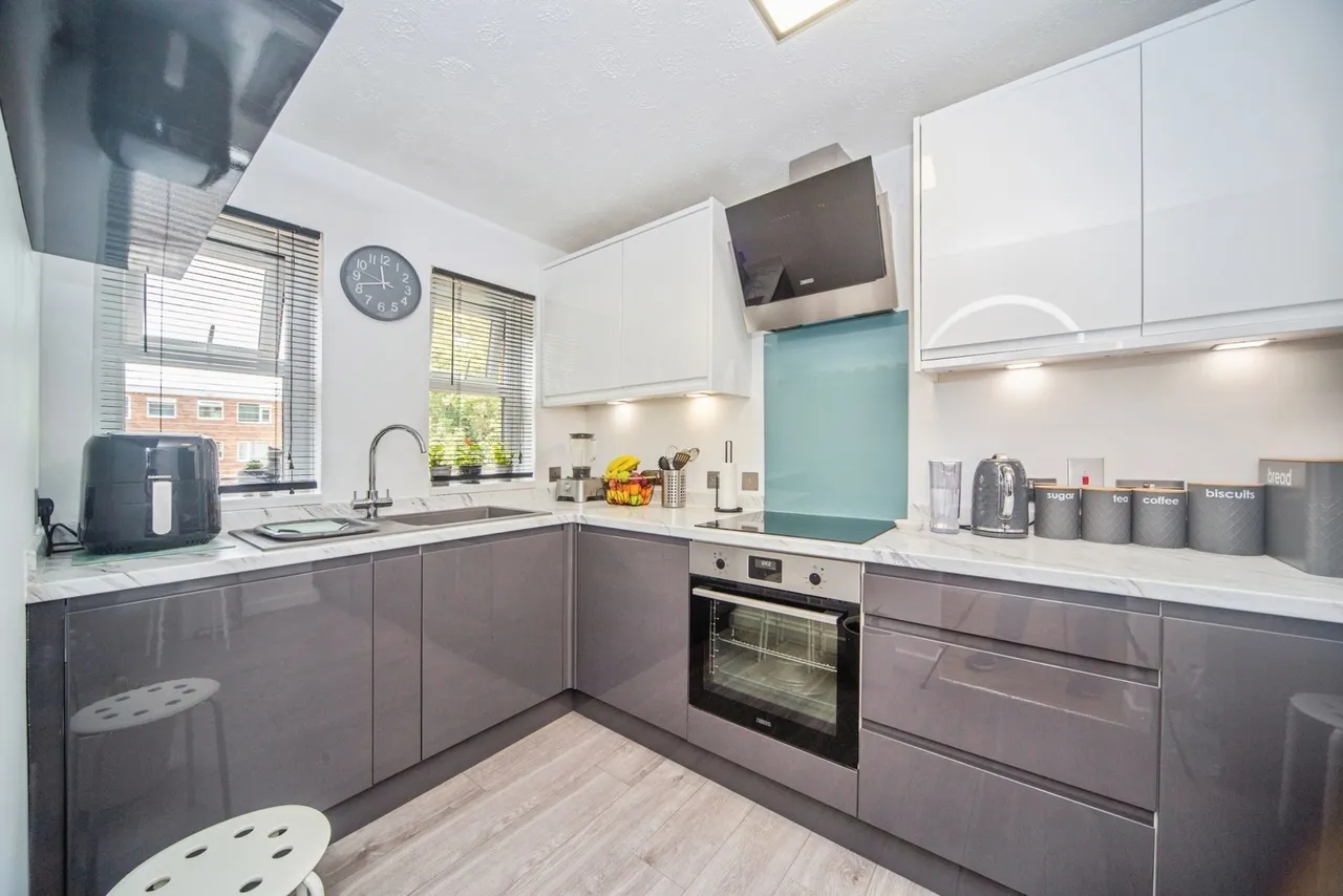 Hulse Road, Southampton, SO15, photo 2