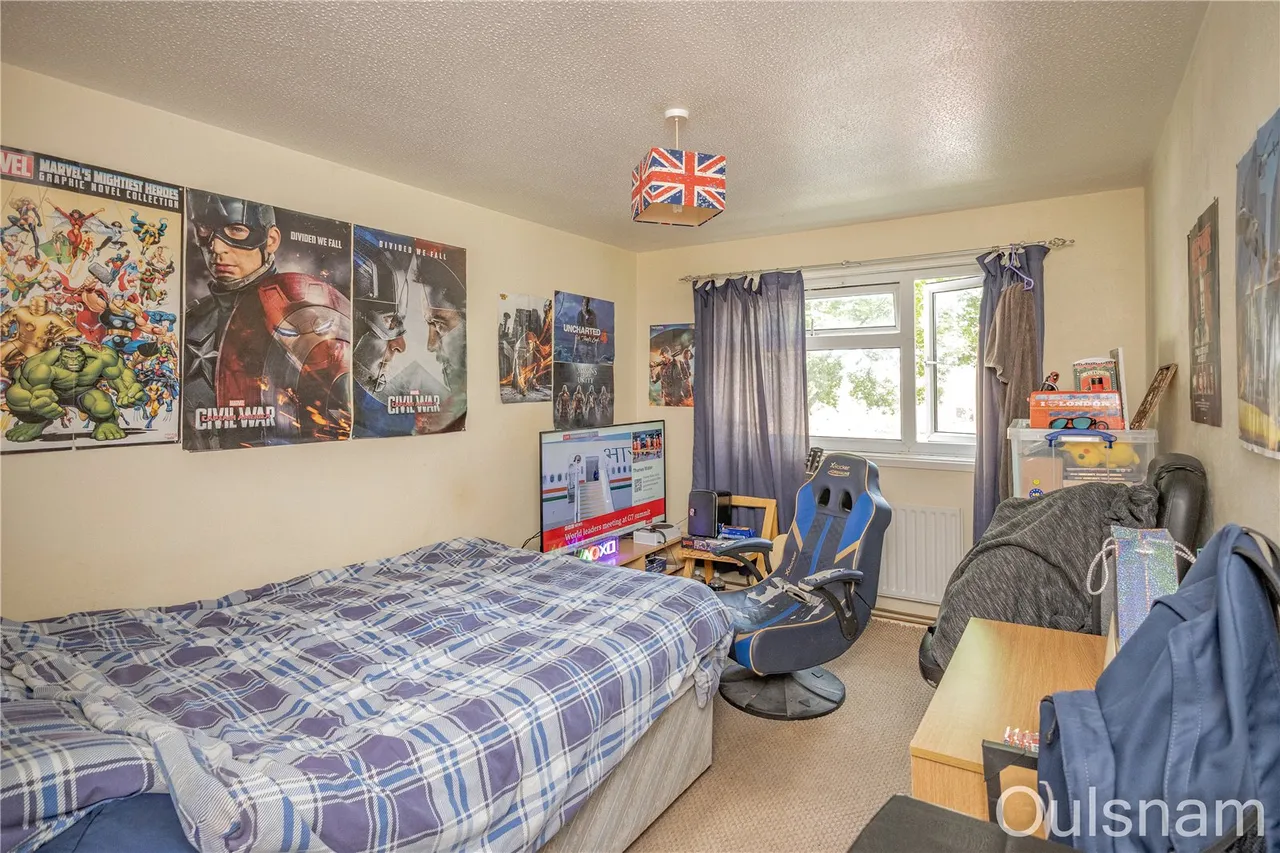 Aintree Close, Catshill, Bromsgrove, Worcestershire, B61 0LW, photo 11