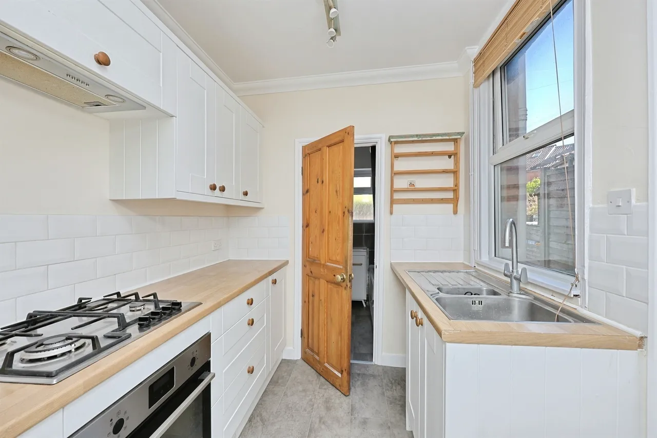 Sprowston Road, Norwich, NR3, photo 10