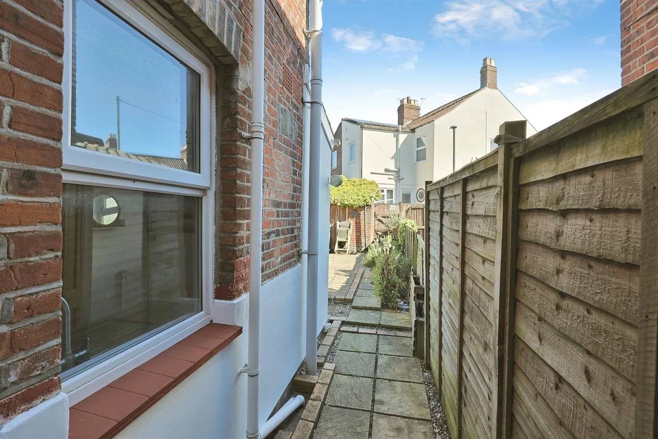 Sprowston Road, Norwich, NR3, photo 15