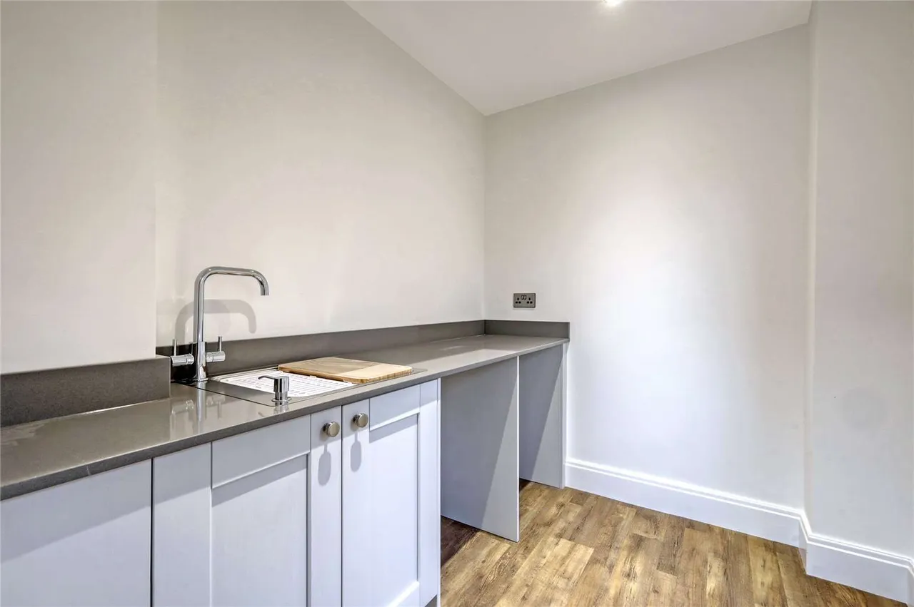 Larcombe Mews, Margaretting, CM4, photo 5