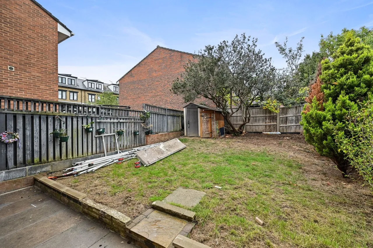 Blenheim Road, Northolt, UB5, photo 12