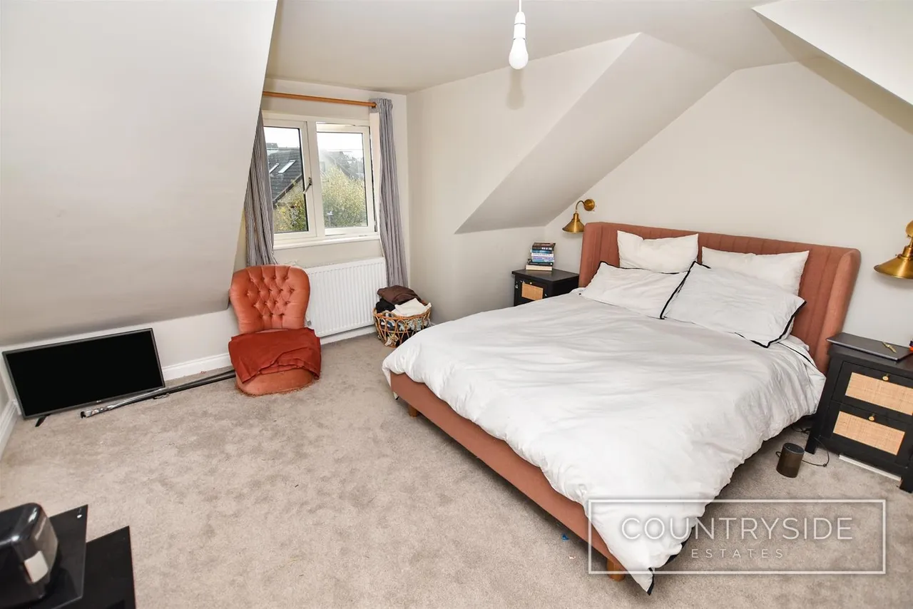 St. Marys Drive, Benfleet, photo 10