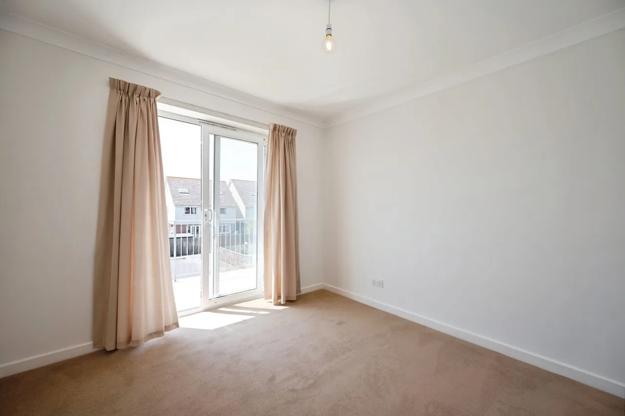 Bembridge Court, Hayling Island, PO11, photo 10