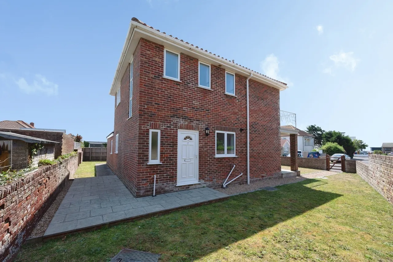 Bembridge Court, Hayling Island, PO11, photo 6