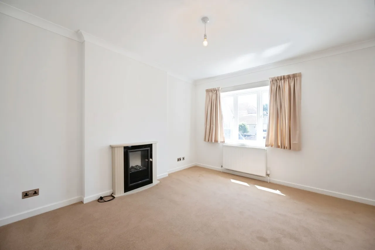 Bembridge Court, Hayling Island, PO11, photo 12