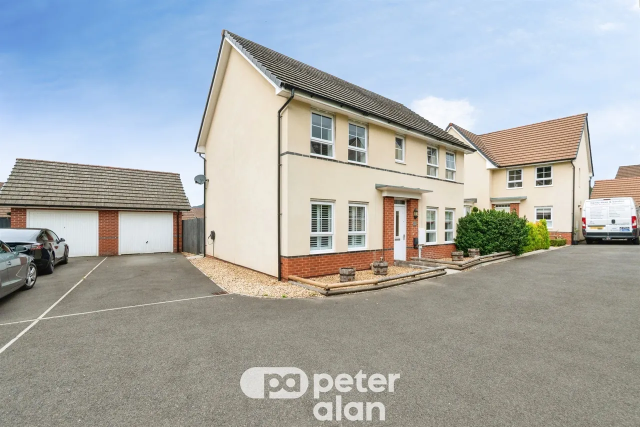 John Jobbins Way, Pontypool, NP4, photo 2