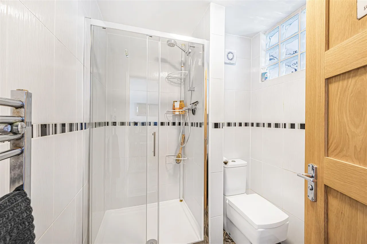 St Leonards Close, Newhaven, photo 12