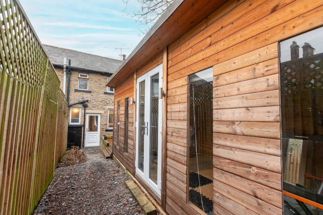 Hillside Road, Bingley, BD16, photo 14