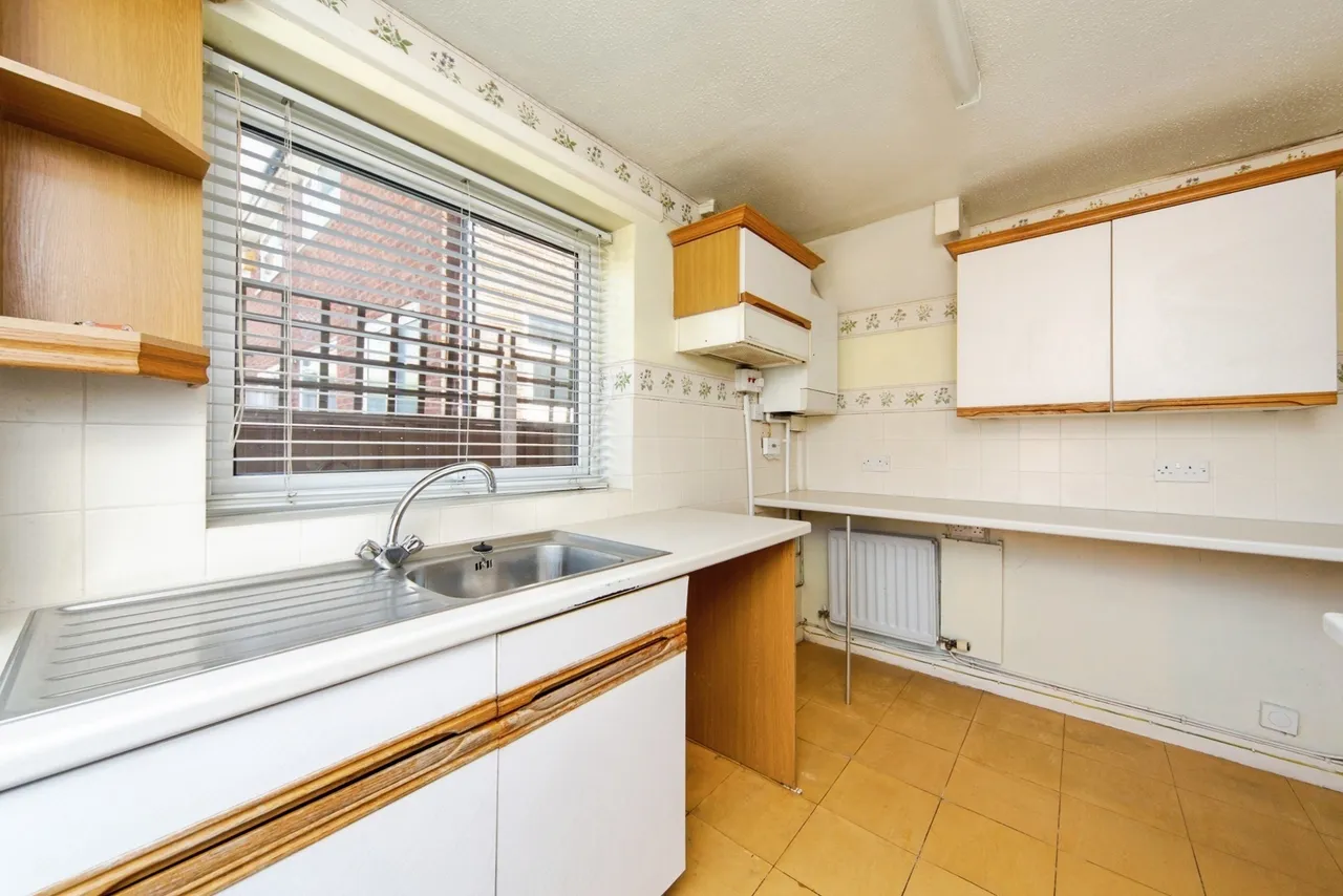 Hargrave Close, Prenton, CH43, photo 6