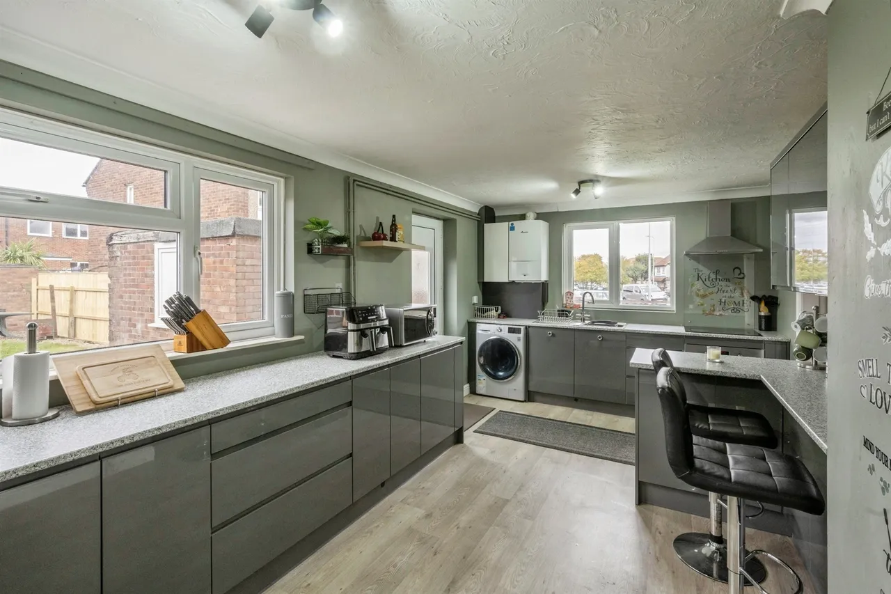 Teanby Drive, Winterton, DN15, photo 2