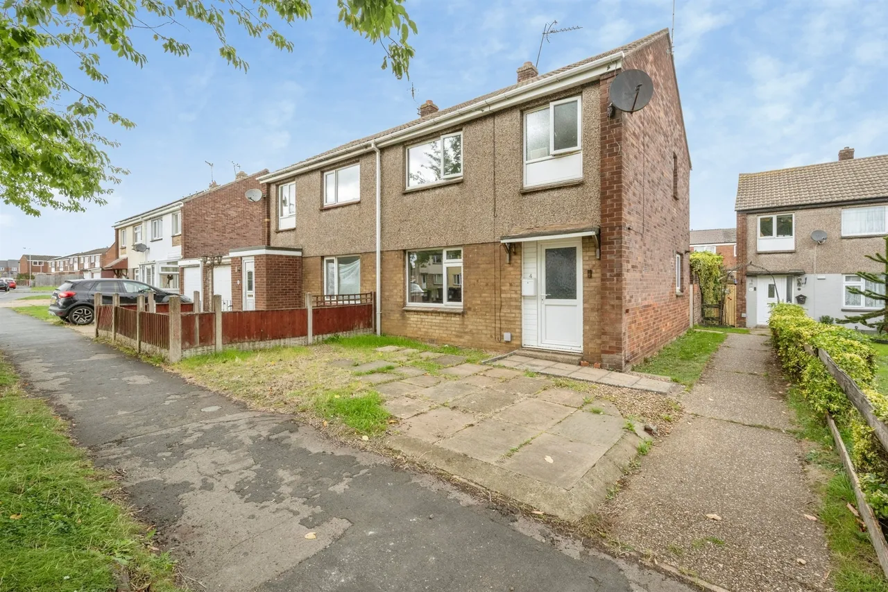 3 bed house for sale, Teanby Drive, Winterton, DN15
