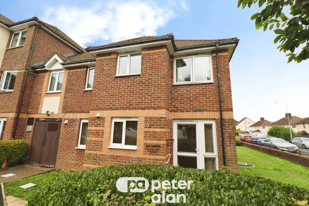 1 bed flat for sale, Velindre Road, Cardiff, CF14