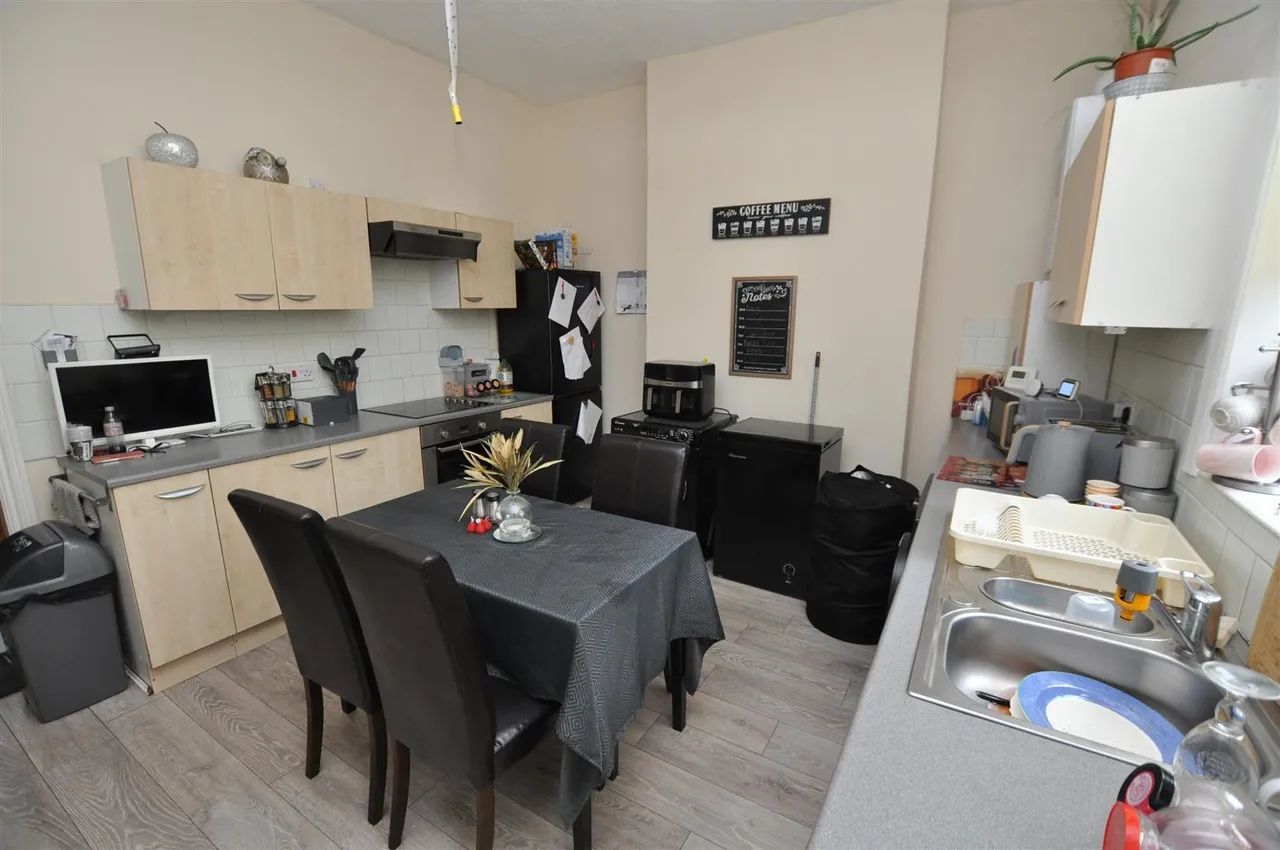 Shobnall Road, Burton-On-Trent, DE14, photo 2