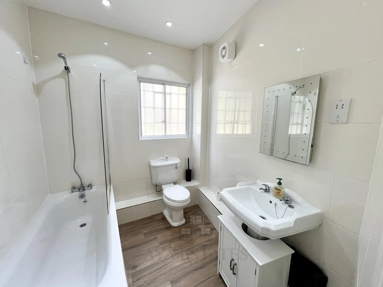 Wake Green Road, Birmingham B13 9PE, photo 6