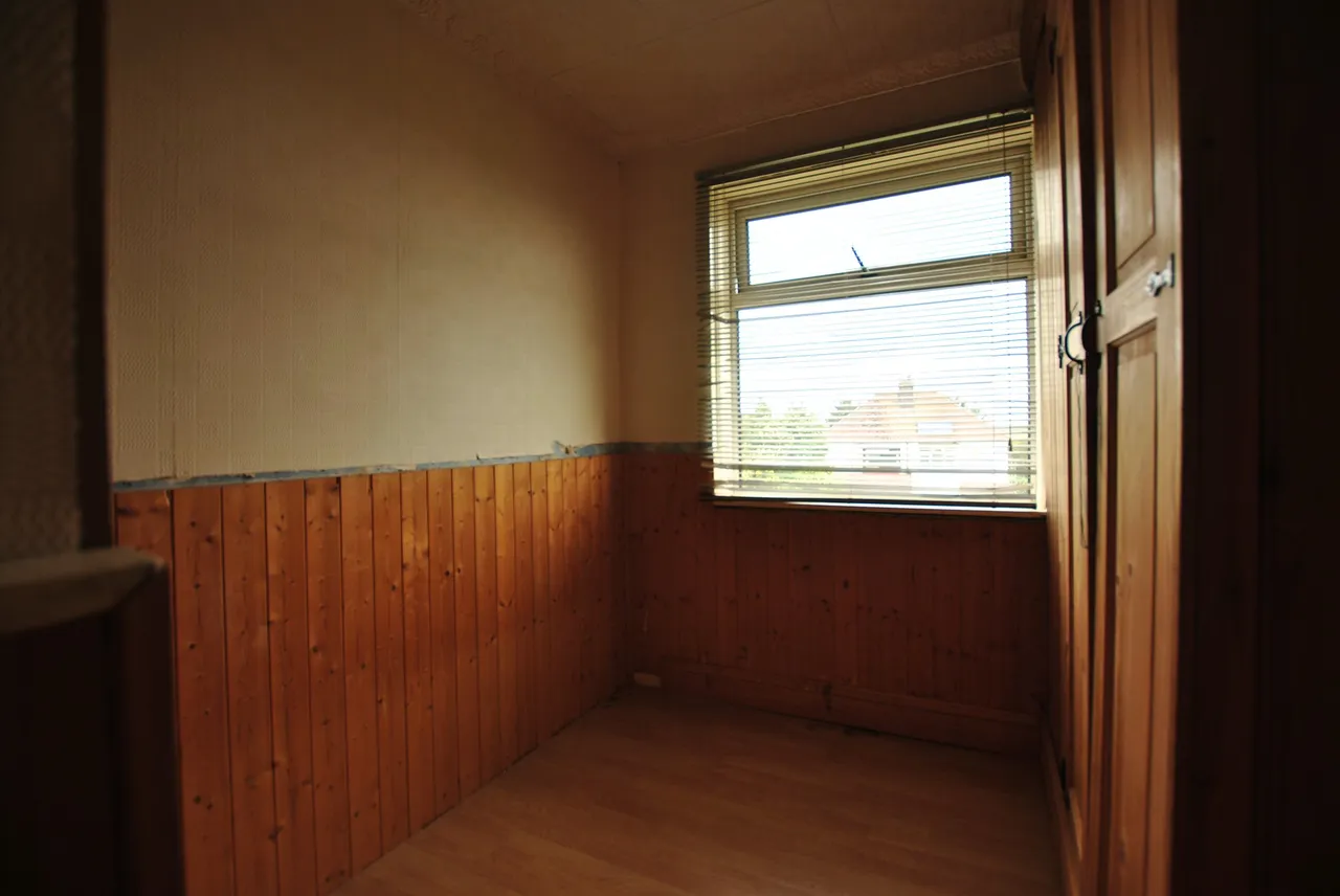 Lower Higham Road, Gravesend, kent, DA12 2NR, photo 9