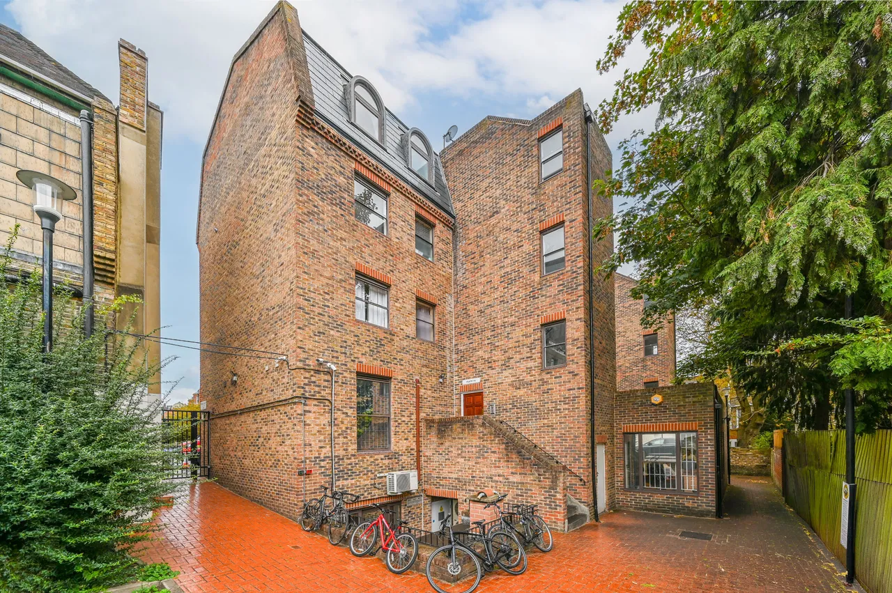 2 Penn Court, 12 North End Road, London, photo 9