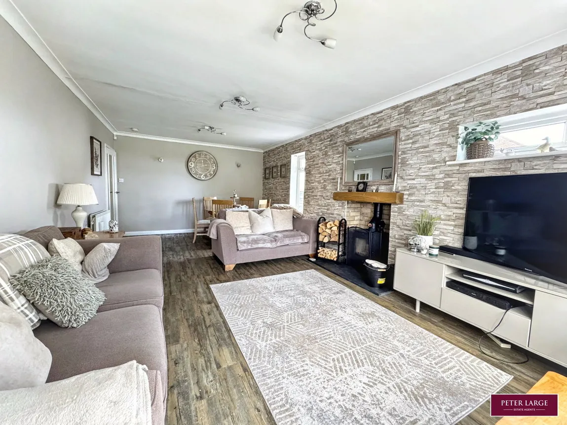 Aberconway Road, Prestatyn, Denbighshire, LL19 9HL, photo 2
