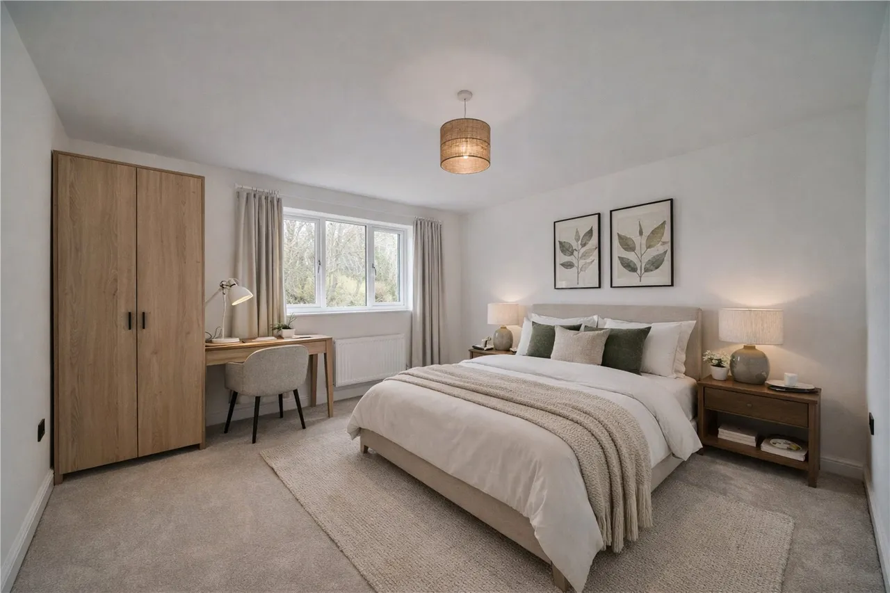 Alcester Road, Finstall, Bromsgrove, Worcestershire, B60 1EL, photo 19